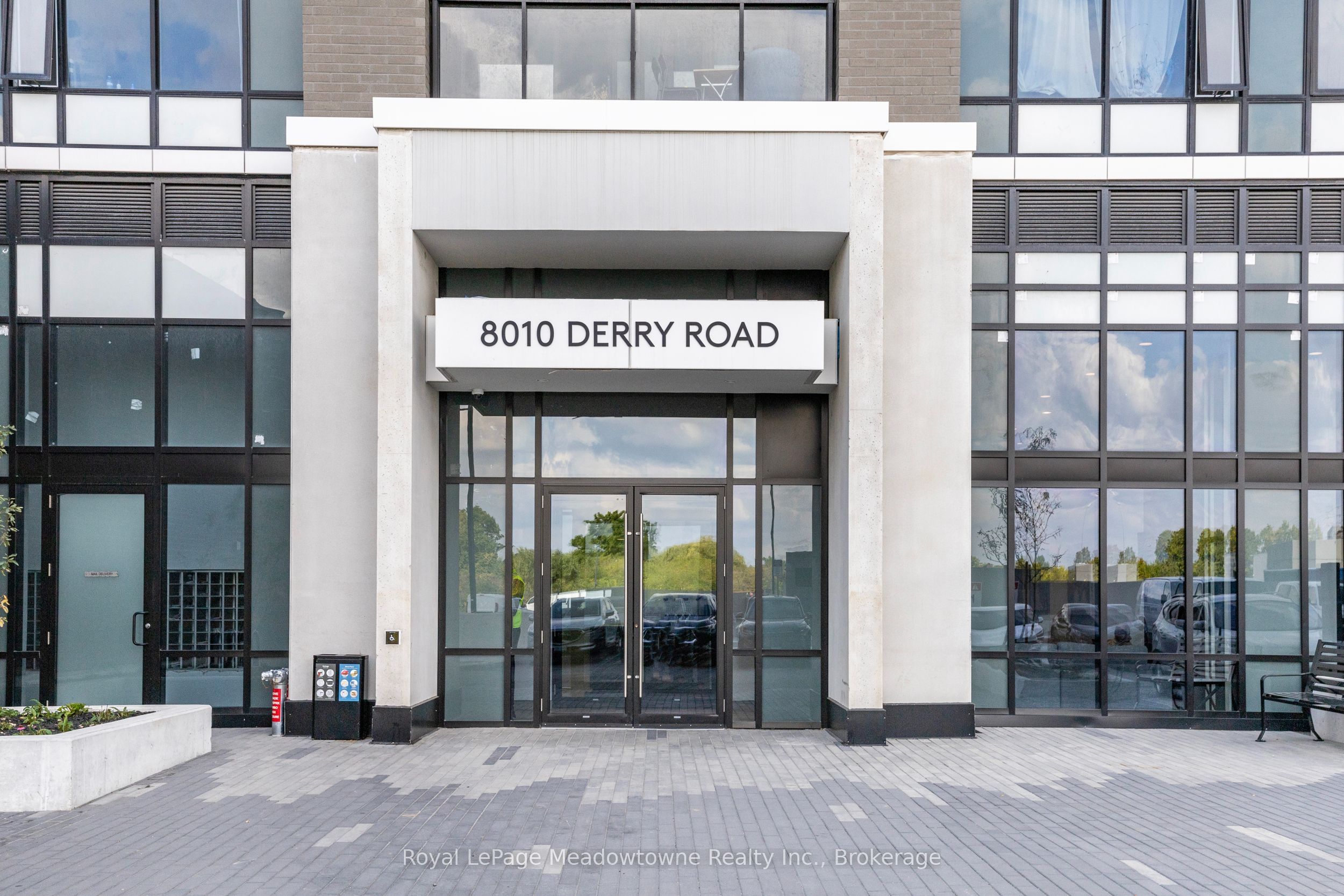 8010 Derry Road TH 107