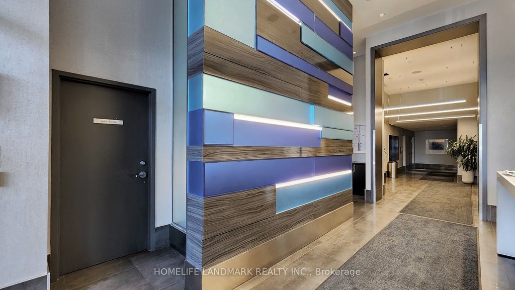 Photo of 297 College Street #901, Toronto, ON M5T 1S2 (MLS # C13165398)