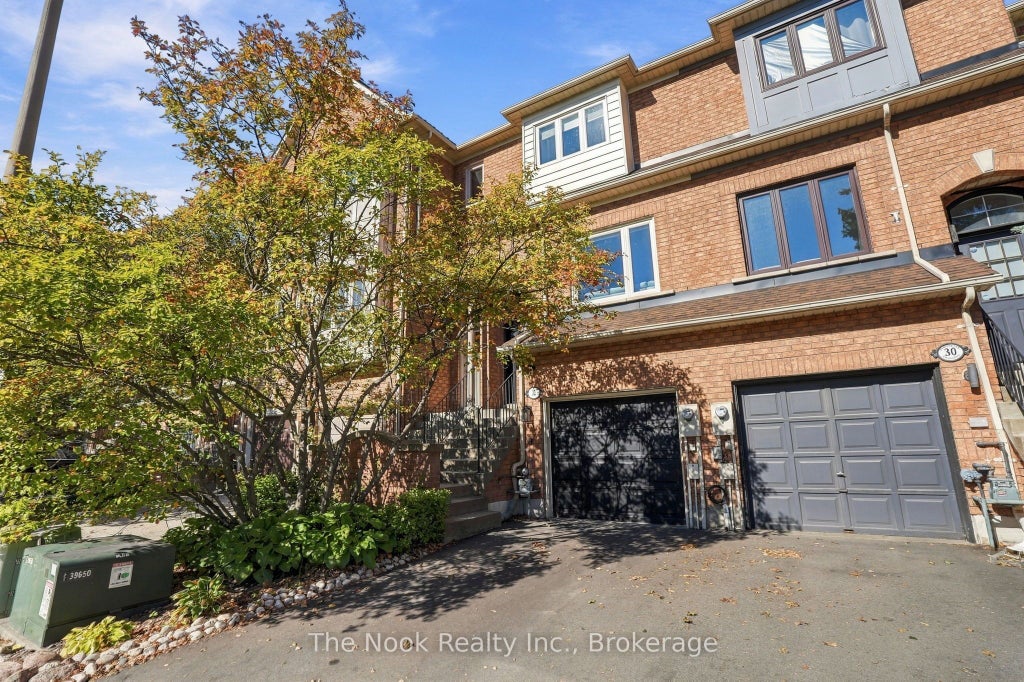 Photo of 32 Harbourview Crescent, Toronto, ON M8V 4A7 (MLS # W14092294)