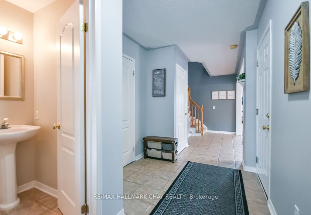 Photo of 37 Julia Crescent, Orillia, ON L3V 7Y9 (MLS # S13503282)