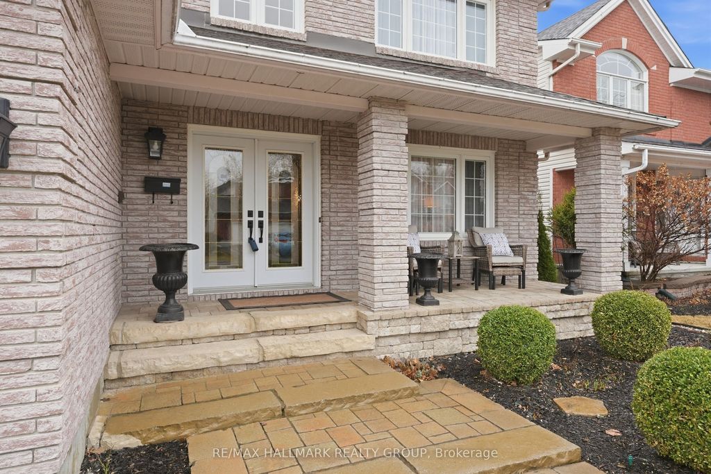 Photo of 1144 Ambercrest Street, Cyrville - Carson Grove - Pineview, ON K1J 1A9 (MLS # X12988552)