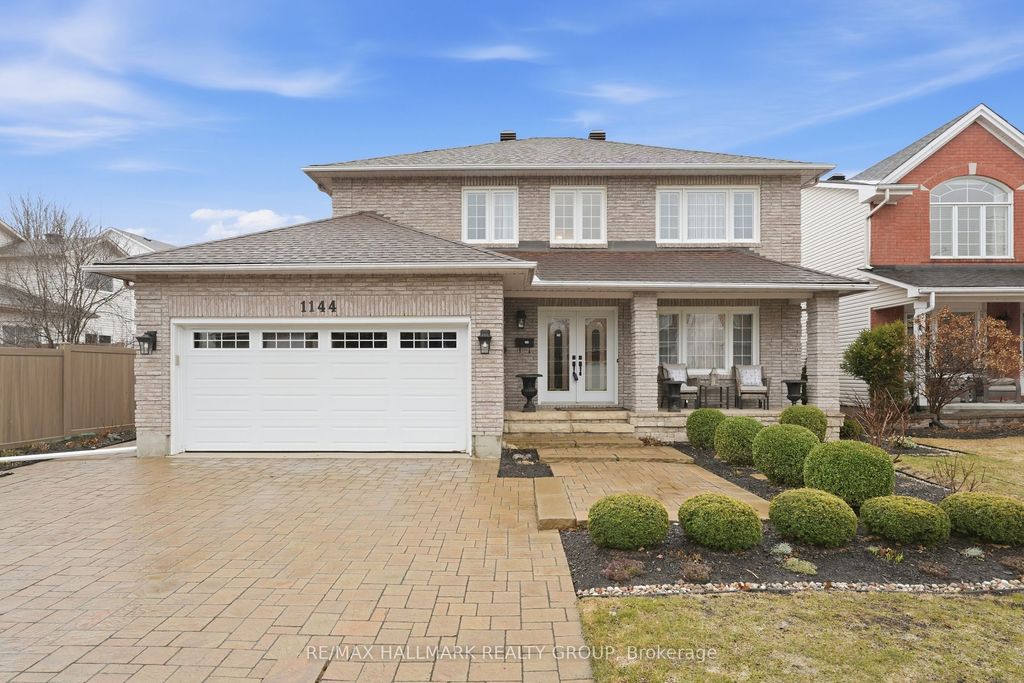 Photo of 1144 Ambercrest Street, Cyrville - Carson Grove - Pineview, ON K1J 1A9 (MLS # X12988552)