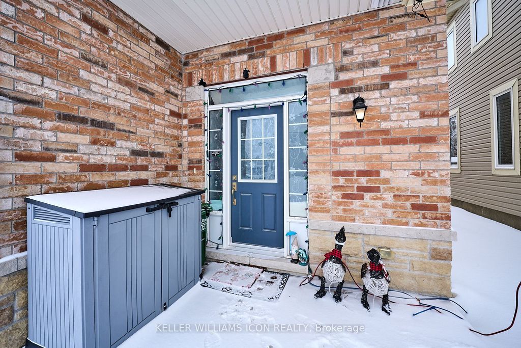 Photo of 132 Asper Trail Circle, Kanata, ON K2M 0K8 (MLS # X12737932)