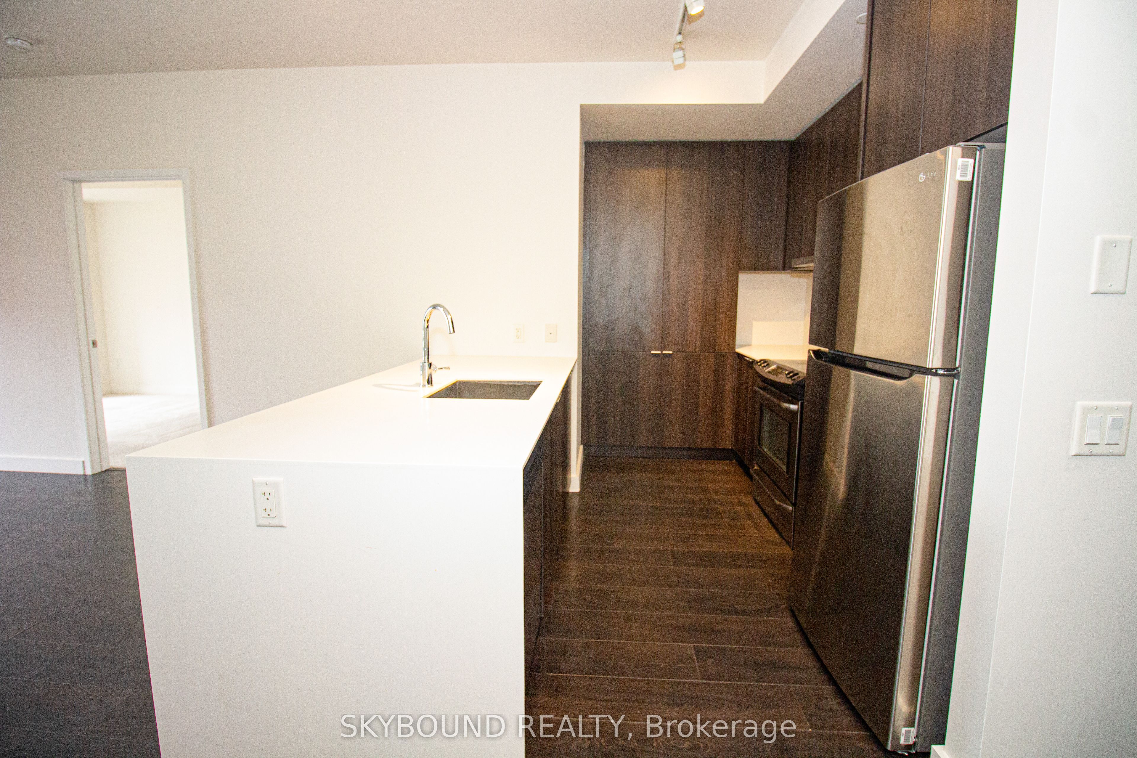 5025 Harvard Road 214