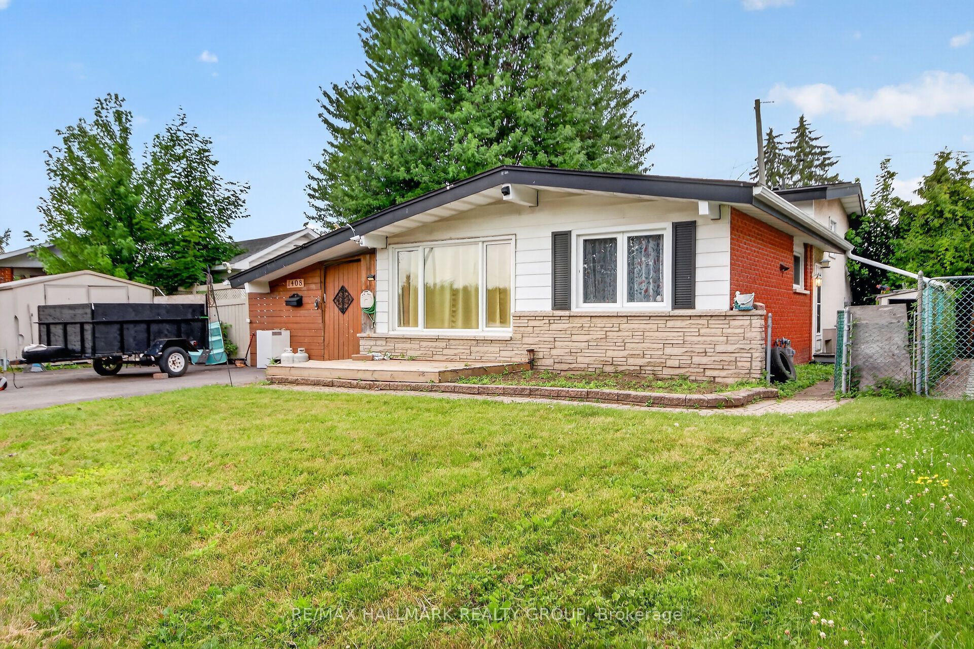 Photo 1 of 39 — 1408 Major Road, Orleans - Cumberland and Area, ON K1E 1H4