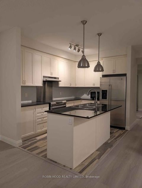 2220 Queensway Drive 11 Burlington ON L7R 3T1