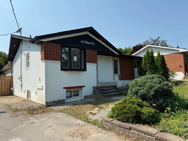 206 Parkview Crescent