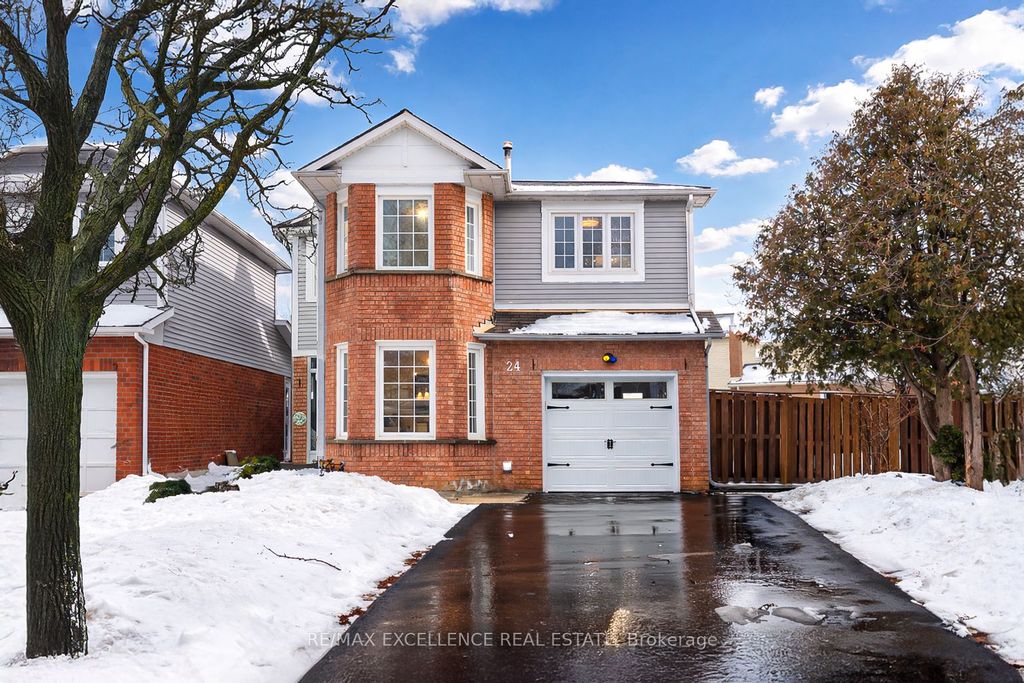 Photo of 24 Saint Tropez Court, Brampton, ON L6Y 4P9 (MLS # W12808088)