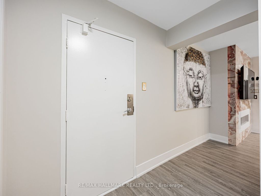 Photo of 40 Sunrise Avenue #104, Toronto, ON M4A 2R4 (MLS # C12402798)