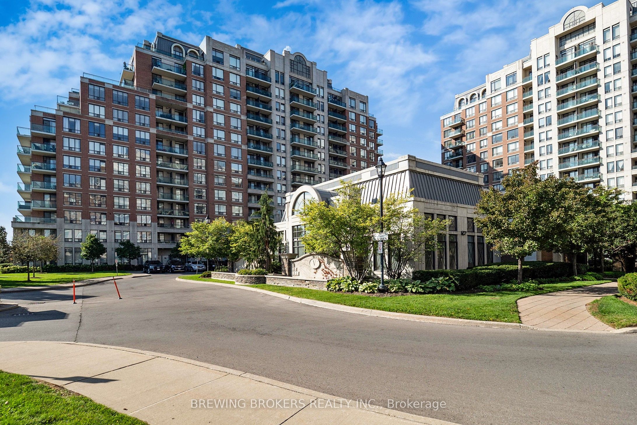 310 Red Maple Road 302