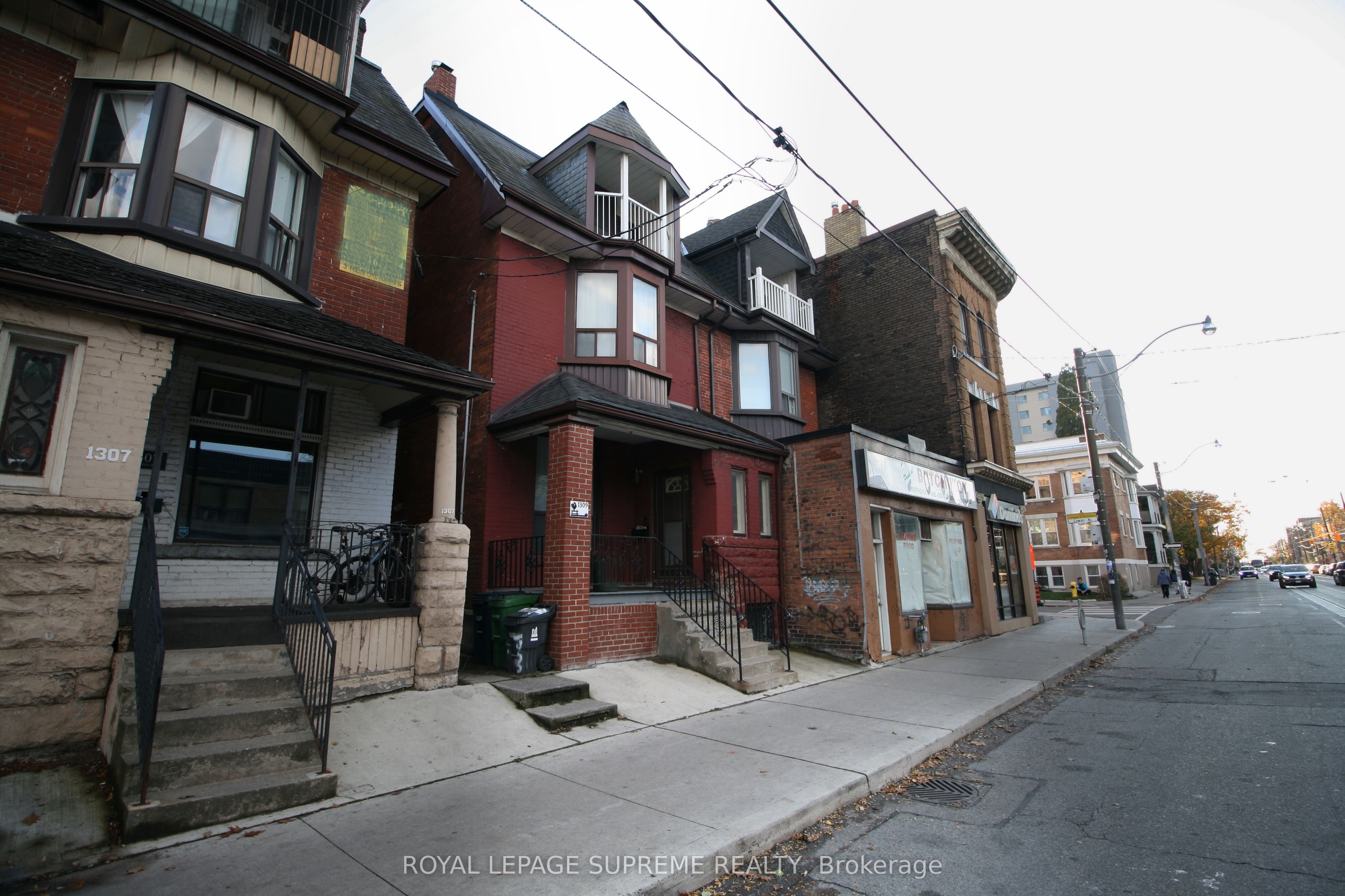 1309 King Street W