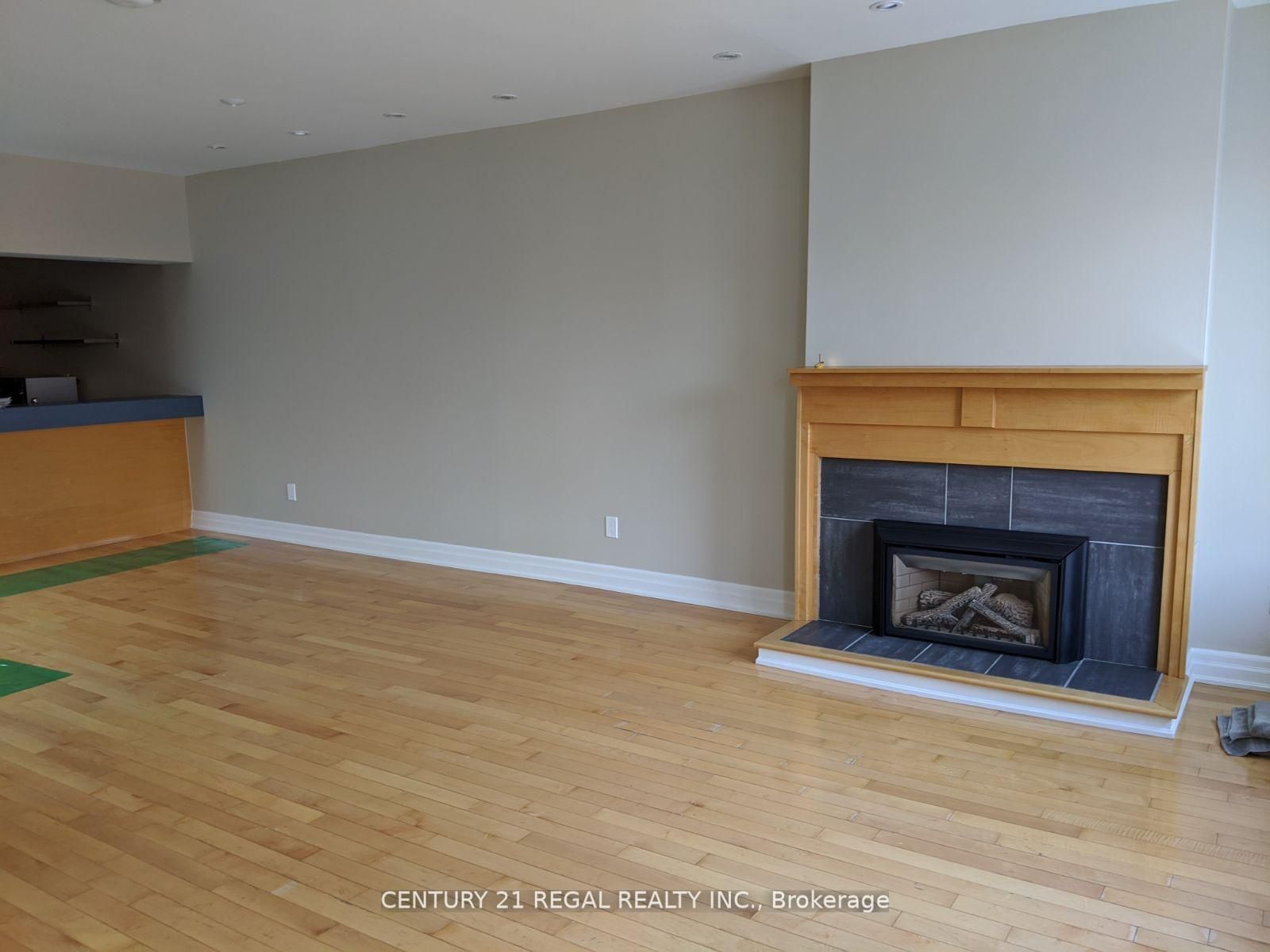 157 Roncesvalles Avenue