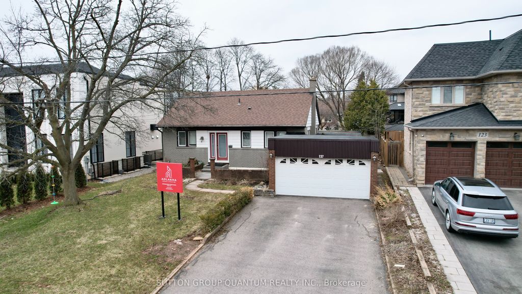 Photo of 127 Mayfield Drive, Oakville, ON L6H 1K6 (MLS # W12921778)