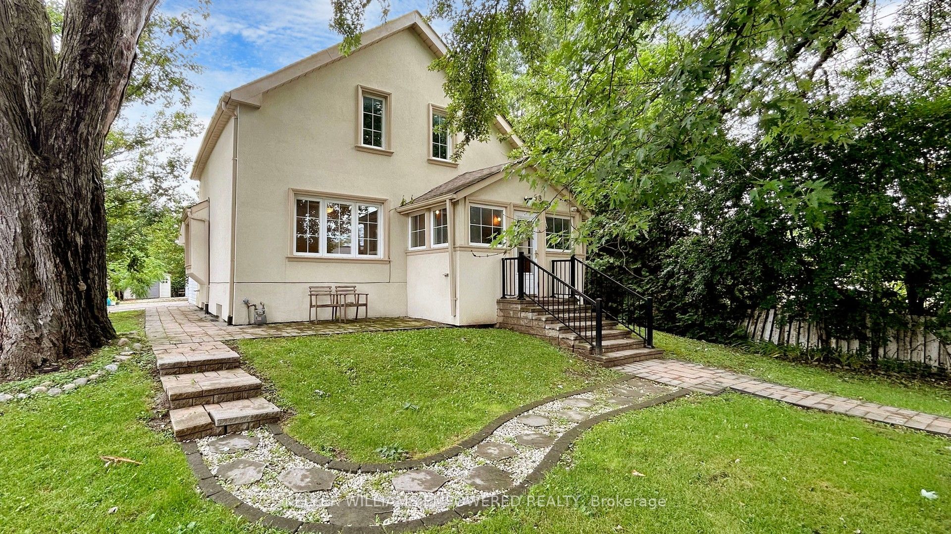 98 Glen Cameron Road