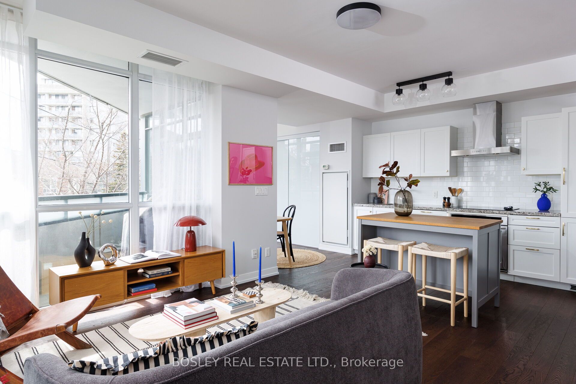 36 Howard Park Avenue 209