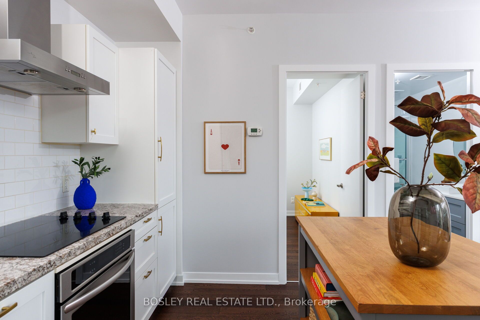 36 Howard Park Avenue 209