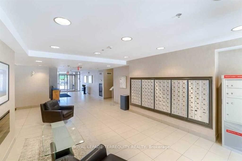 5317 Upper Middle Road 210