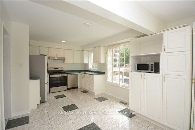 5758 Greensboro Drive