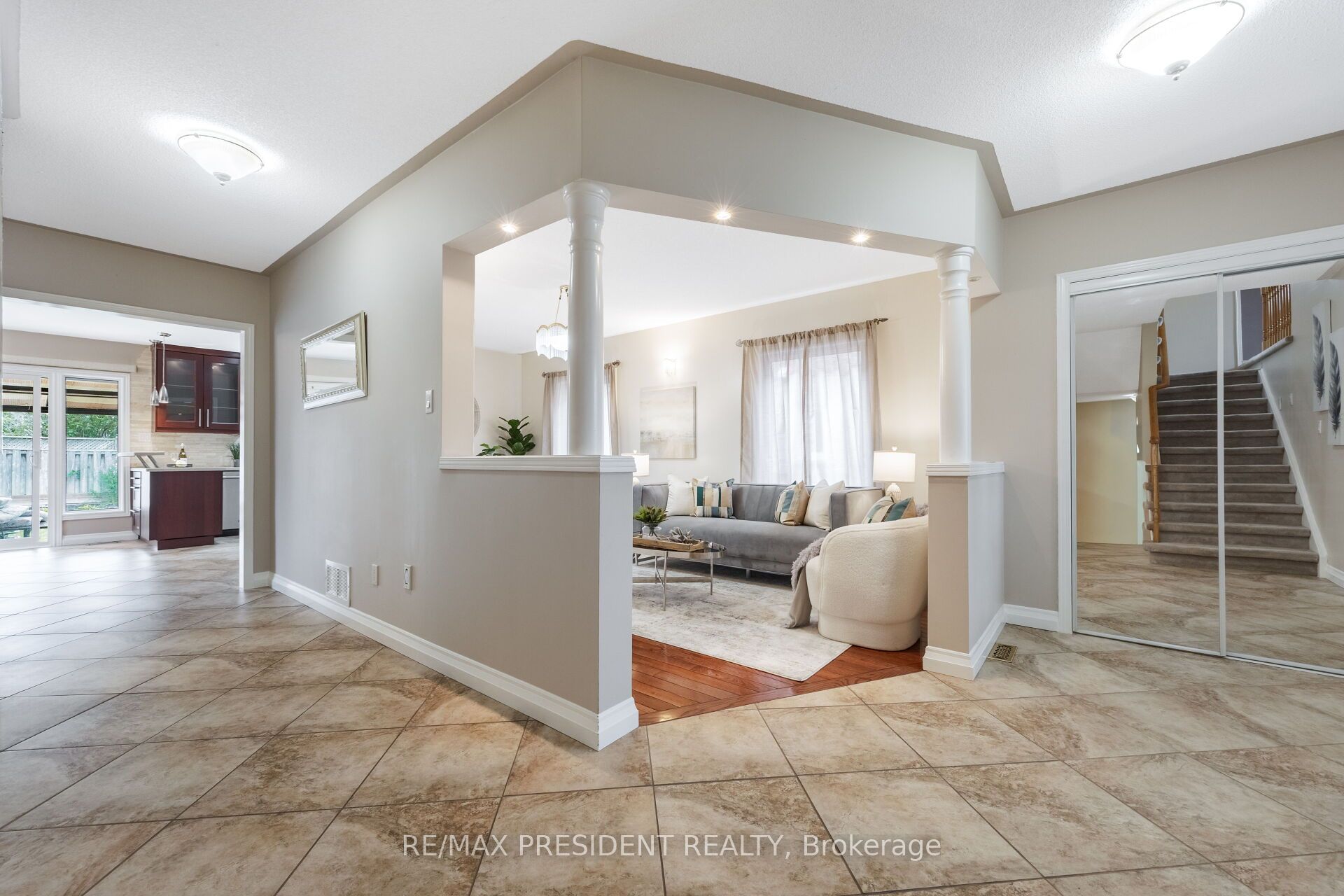 2139 Westmount Drive