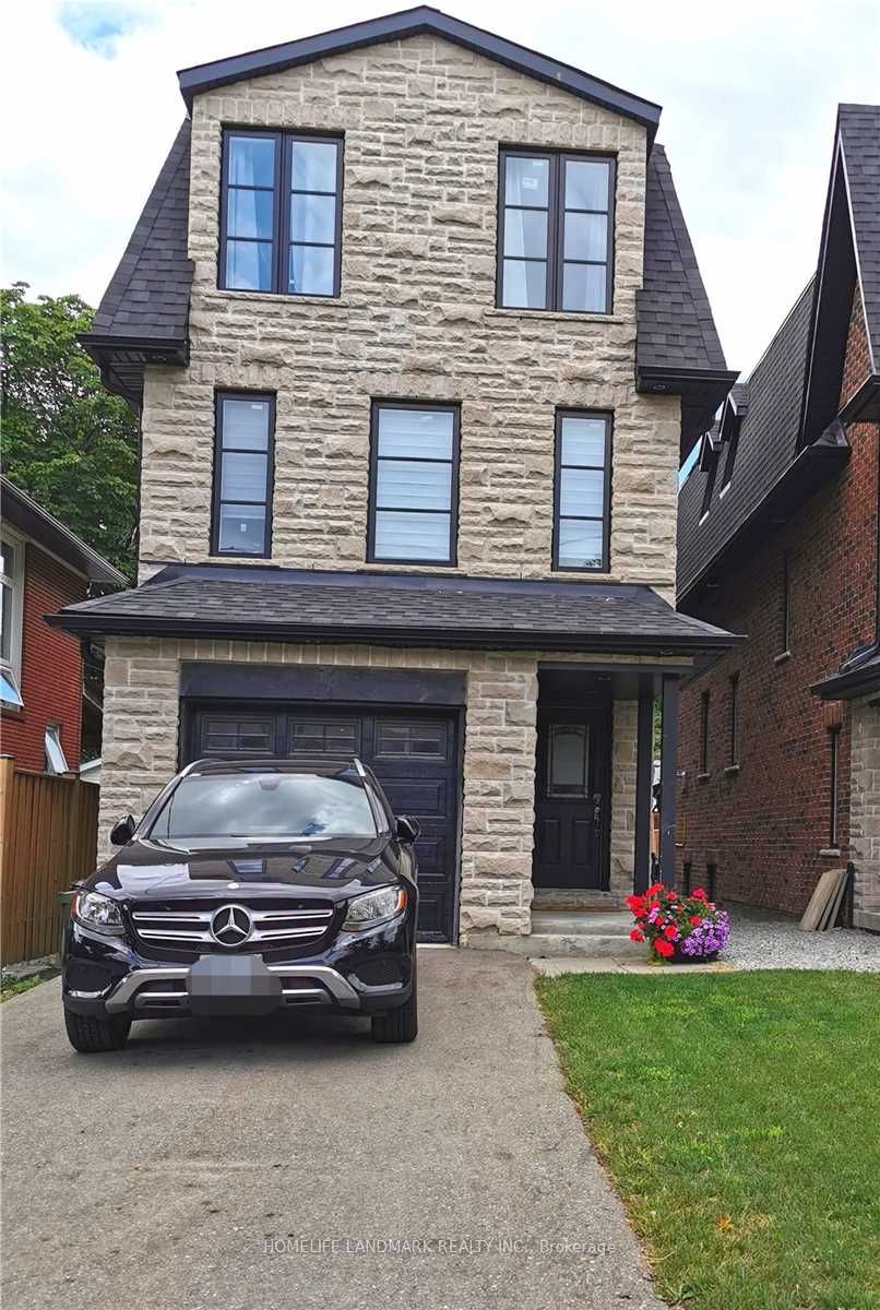 Photo 1 of 39 — 14A Gort Avenue, Toronto, ON M8W 3Y5