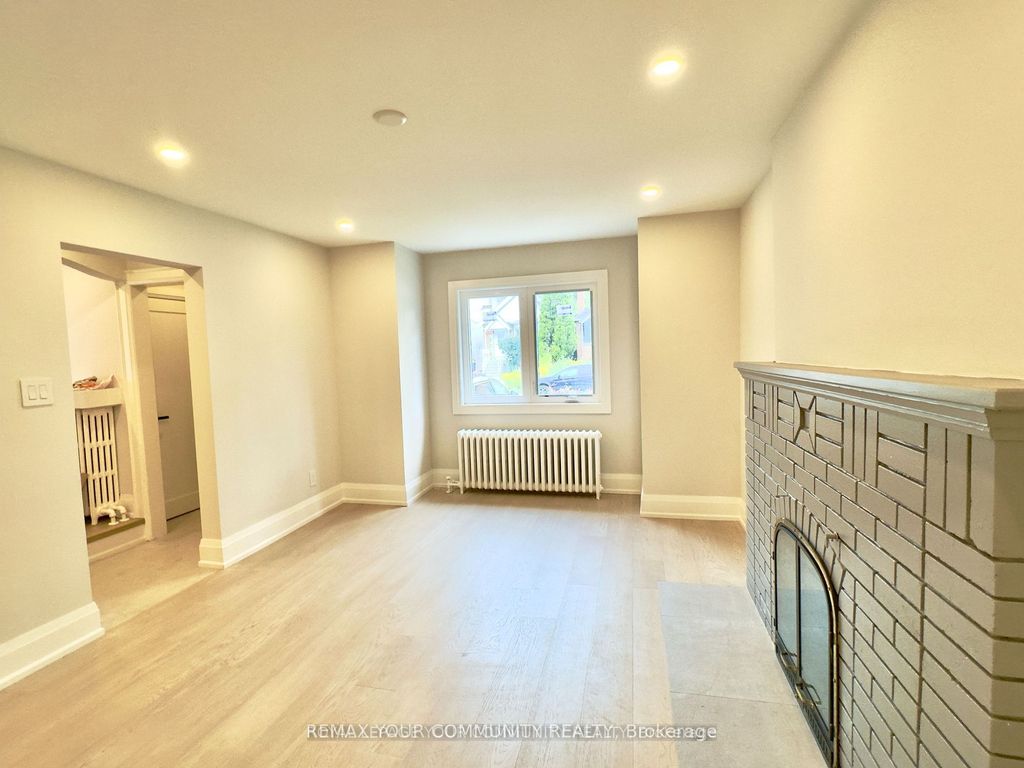 Photo of 351 Fairlawn Avenue, Toronto, ON M5M 1T5 (MLS # C13077002)