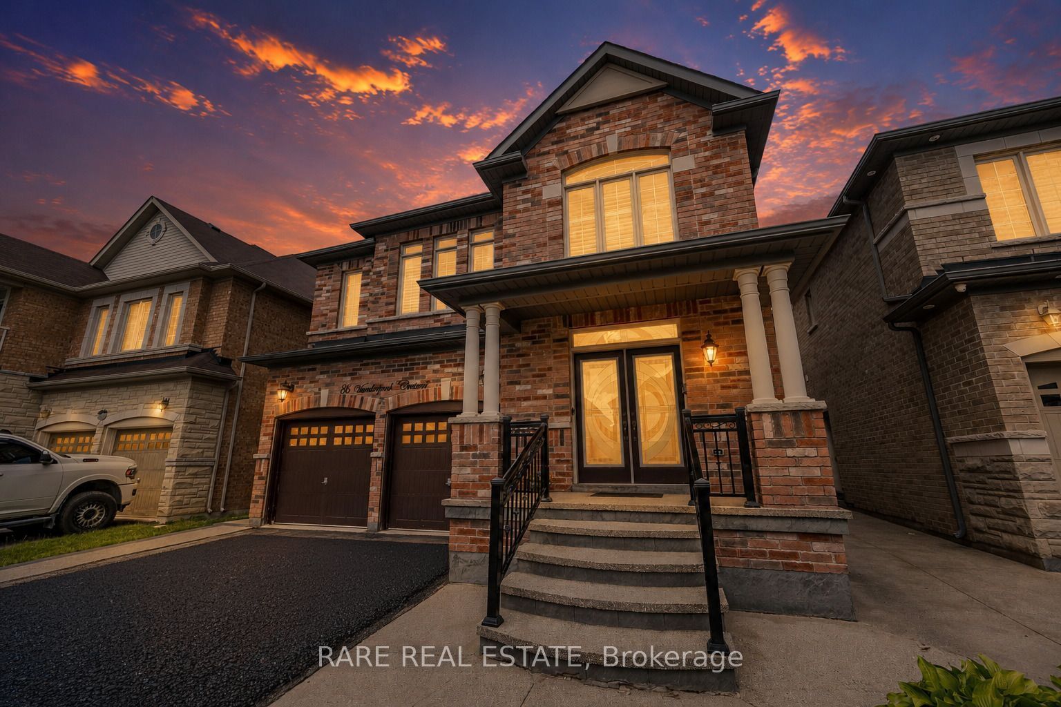 86 Vanderpool Crescent
