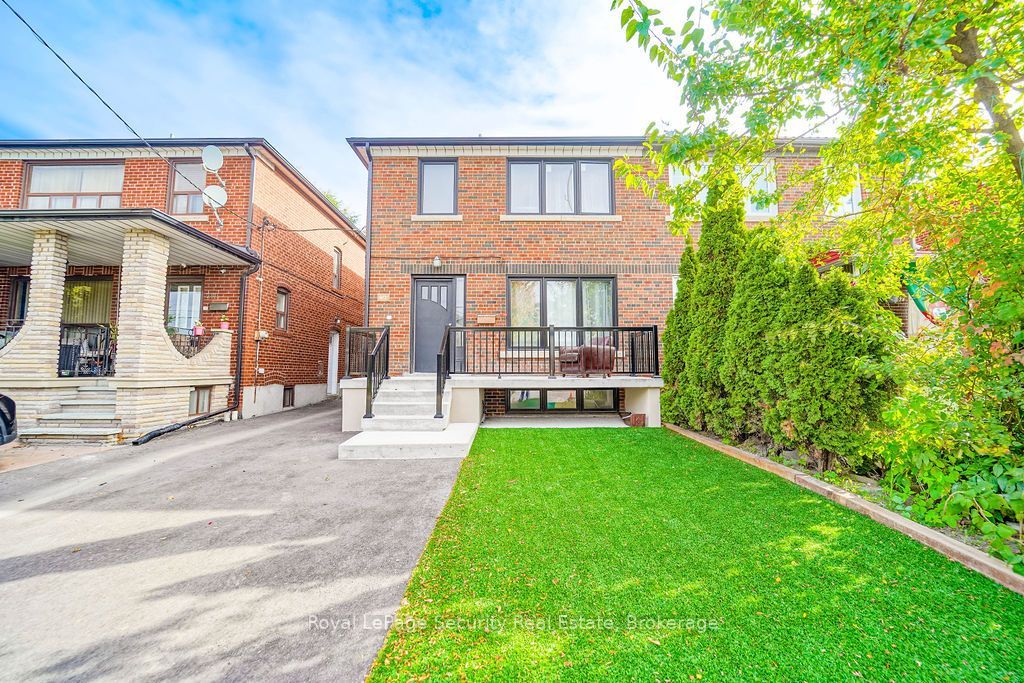 Photo of 2169 Dufferin Street, Toronto, ON M6E 3R9 (MLS # C12470221)