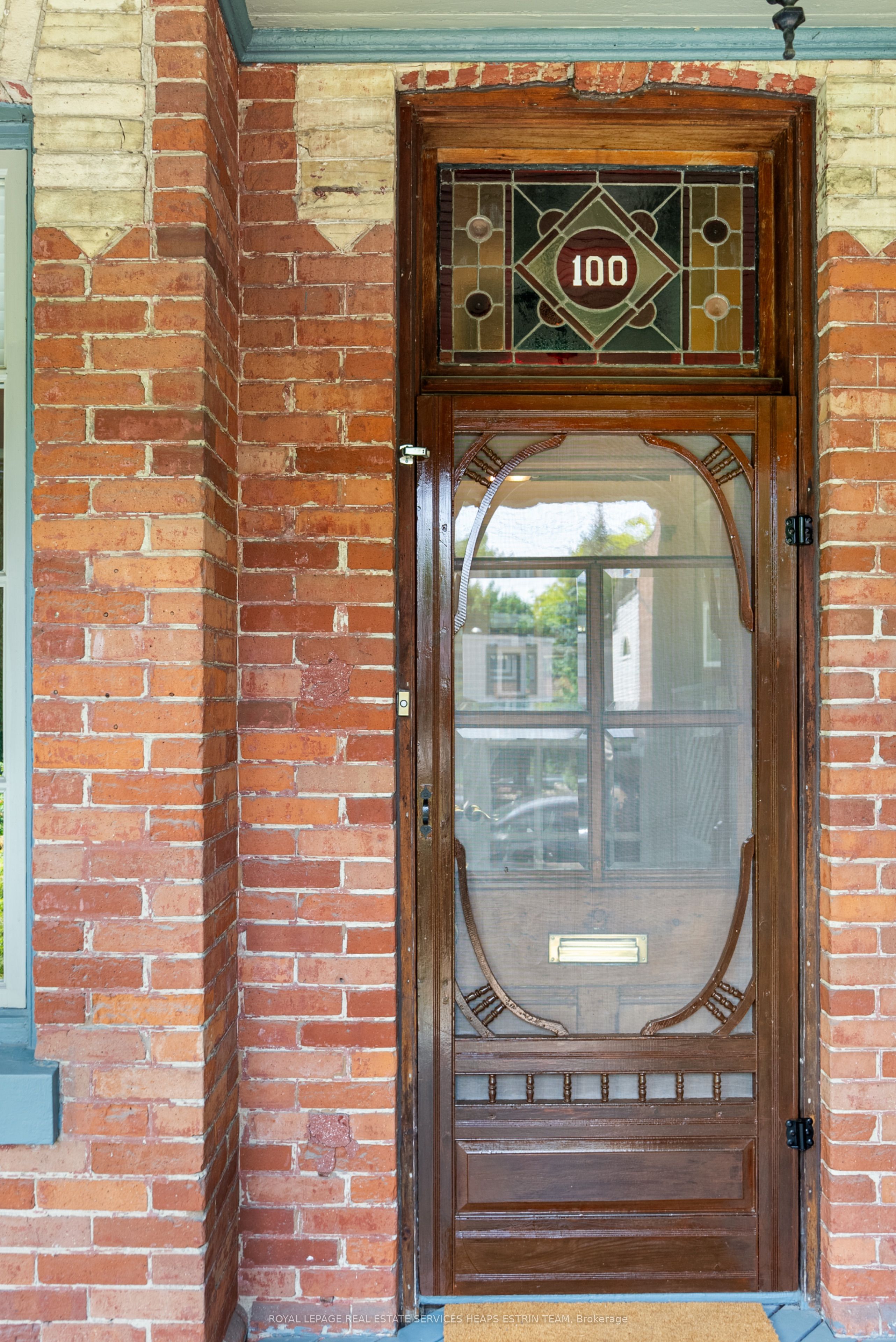 100 Amelia Street