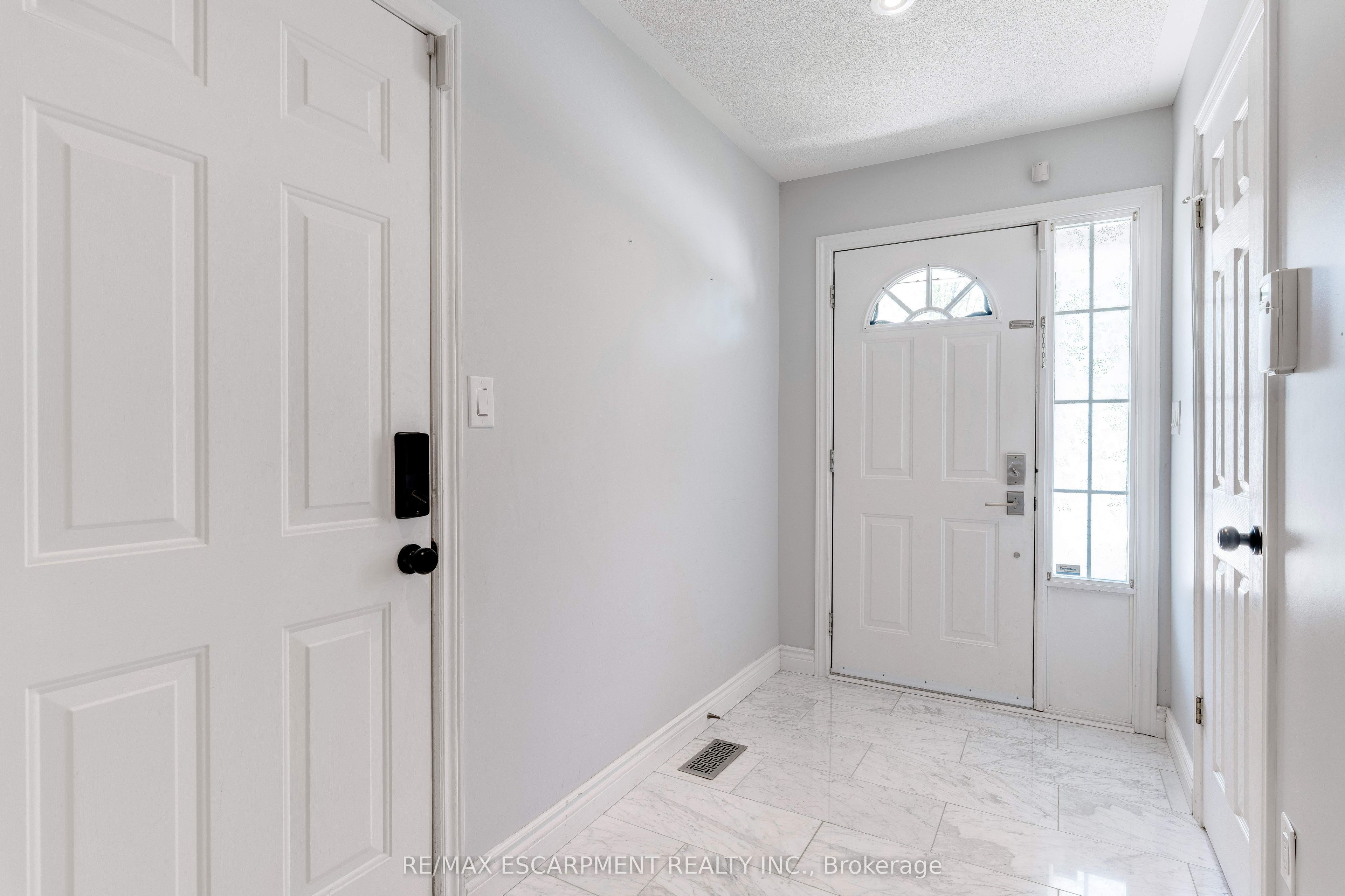 2151 WALKERS Line 19