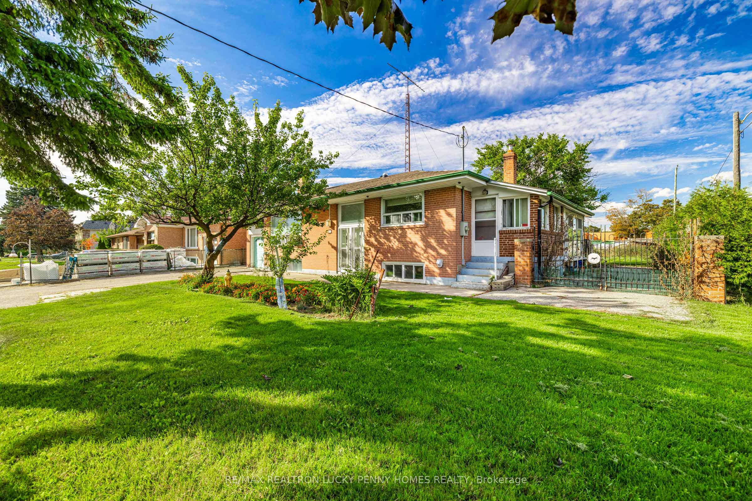 10 Abercorn Road