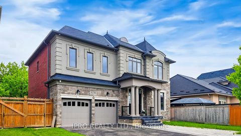 5199 Symphony Court Mississauga ON L5M 2M9