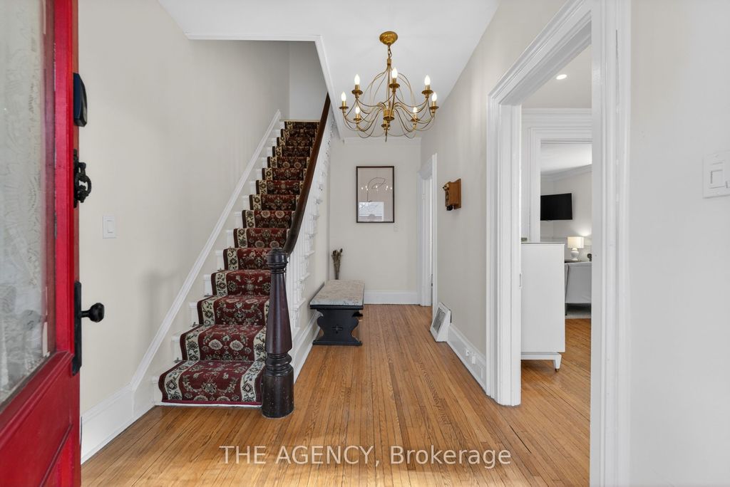 Photo of 4456 Park Street, Niagara Falls, ON L2E 2P6 (MLS # X12988942)