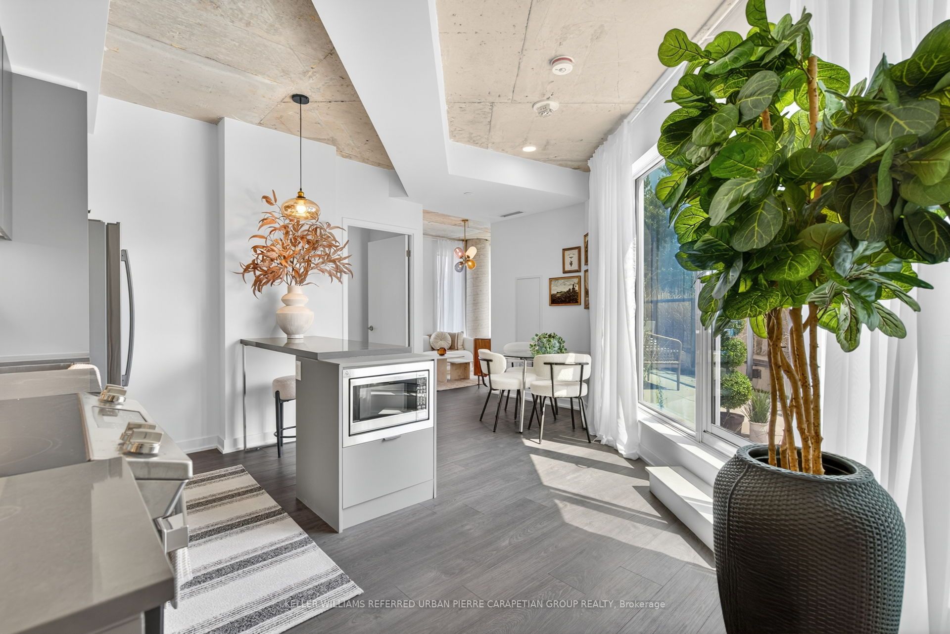 57 Brock Avenue 415