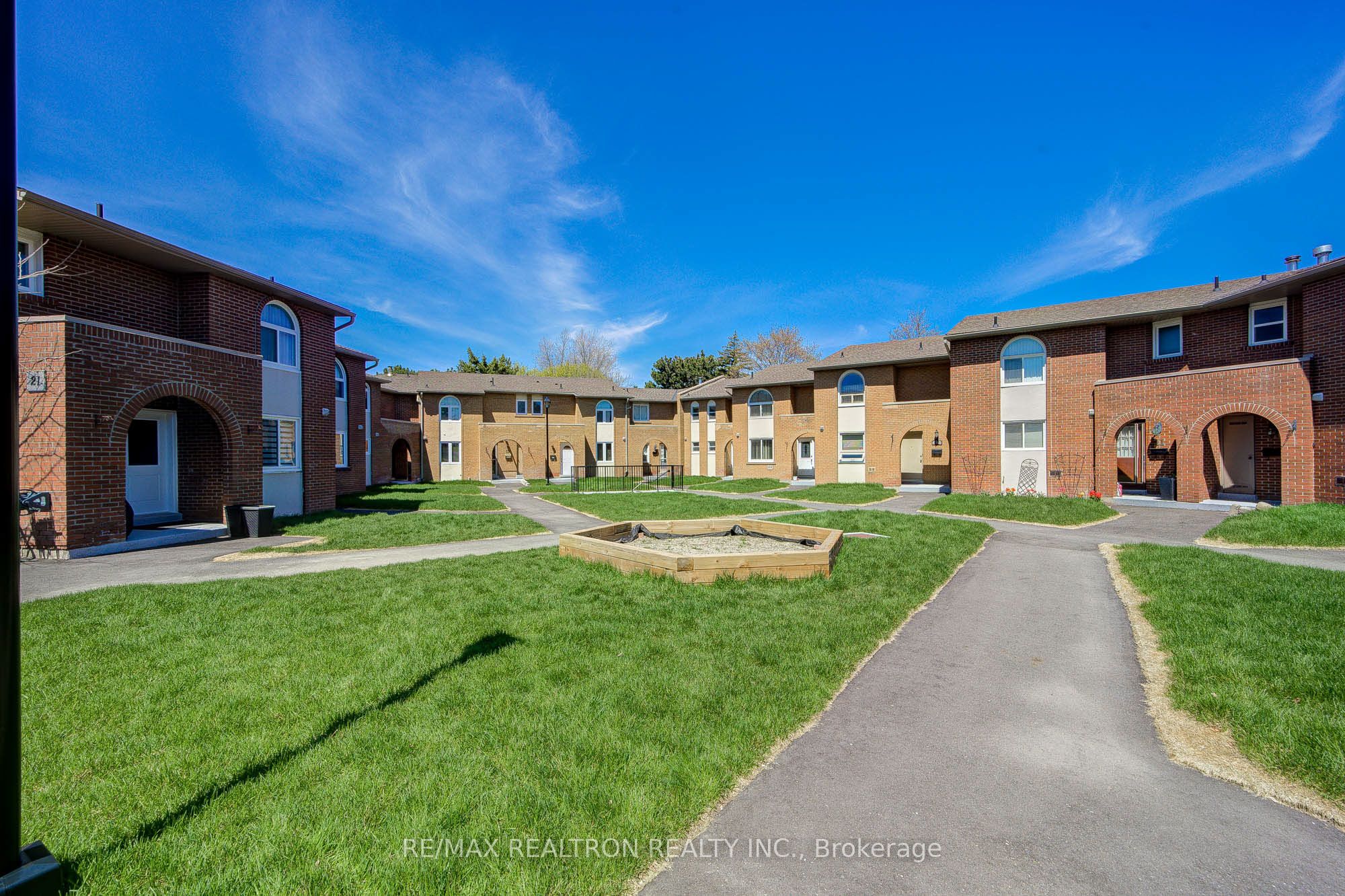 1180 Mississauga Valley Boulevard 14