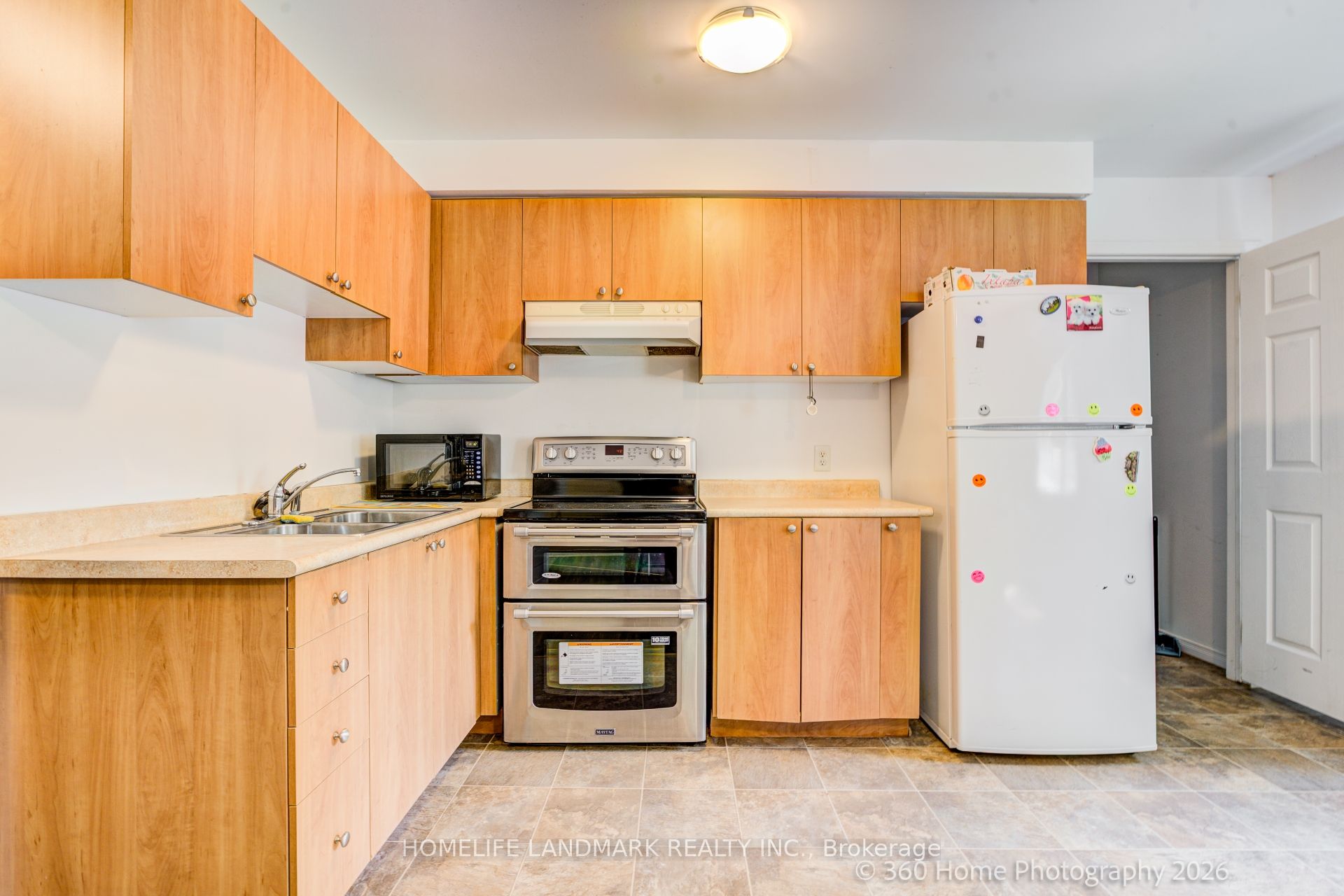 736 Kingston Road 3