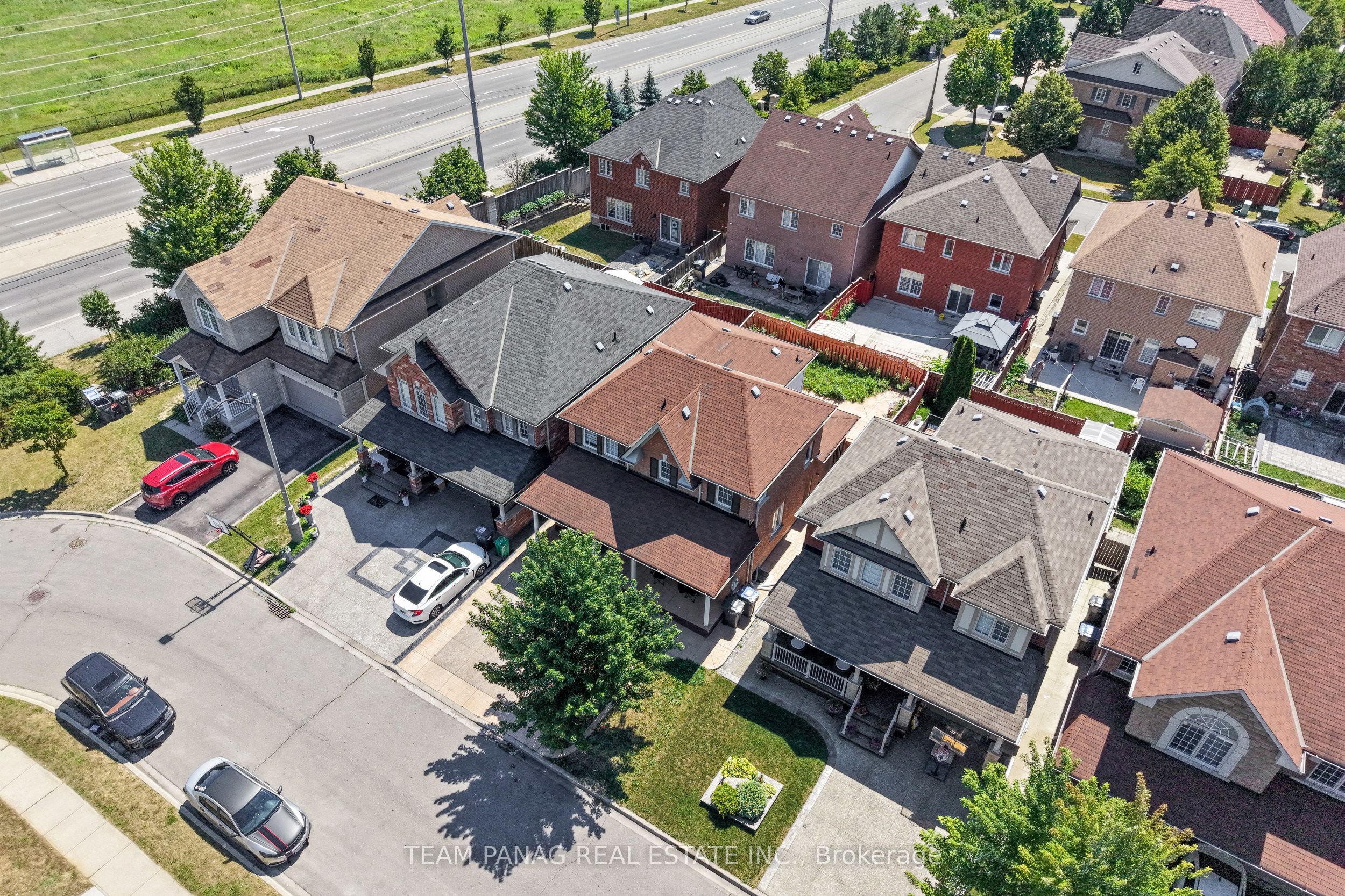22 Beresford Crescent