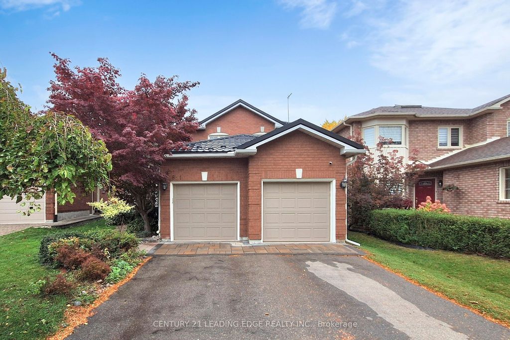 Photo of 851 Hilton Boulevard, Newmarket, ON L3X 2H7 (MLS # N12559926)