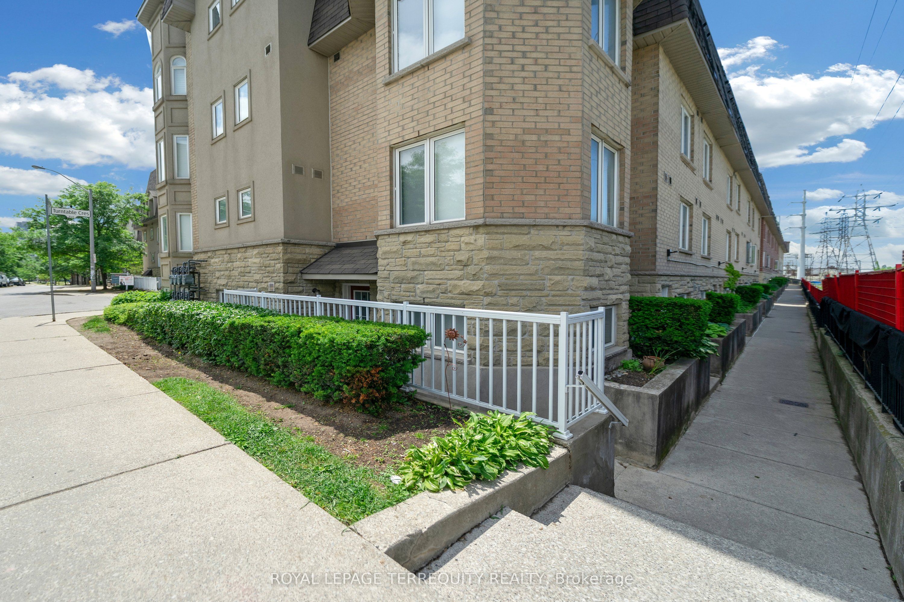 75 Turntable Crescent 124