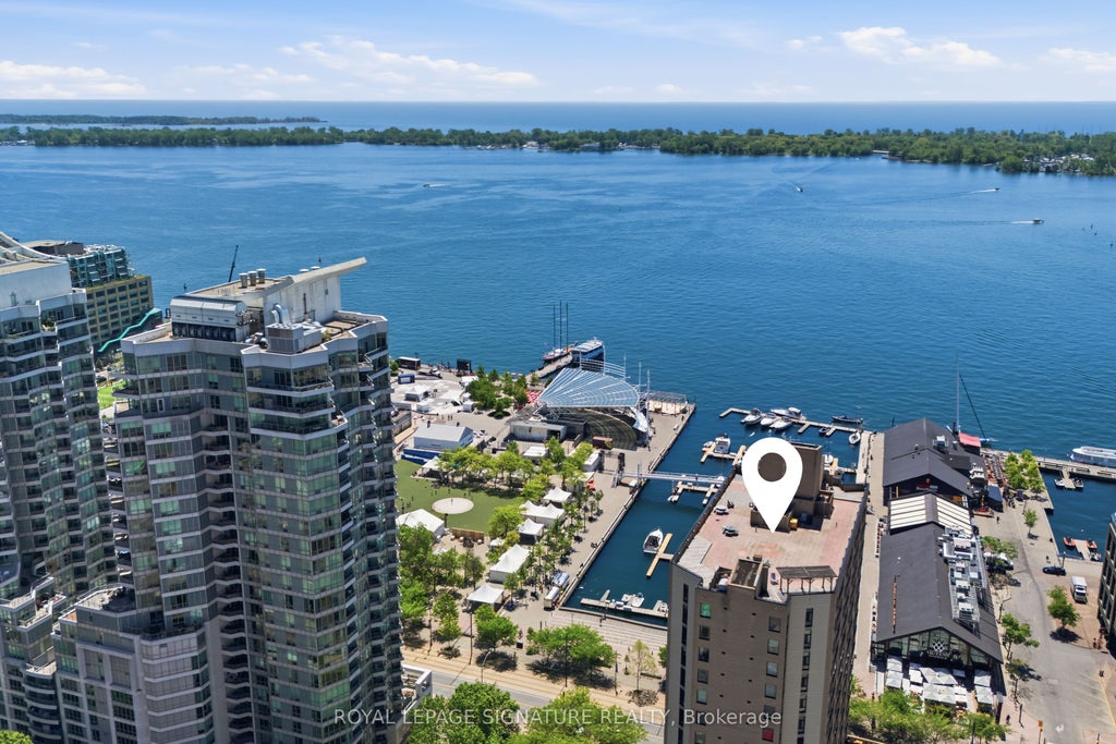Photo of 250 Queens Quay W #1702, Toronto, ON M5J 2N2 (MLS # C13264182)