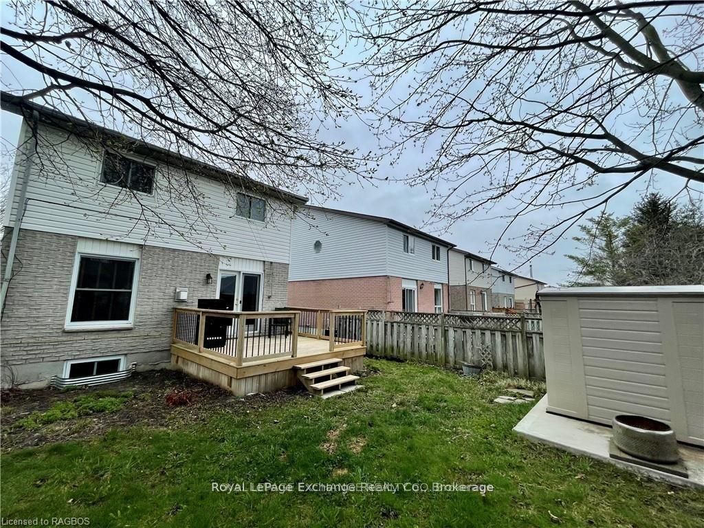 Photo of 792 N Mackendrick Drive N, Kincardine, ON N2Z 3A5 (MLS # X12734178)