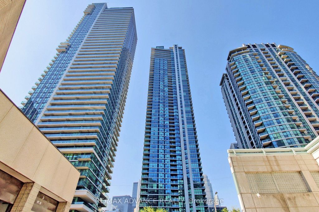 Photo of 33 Bay Street #4713, Toronto, ON M5J 2Z3 (MLS # C12264000)