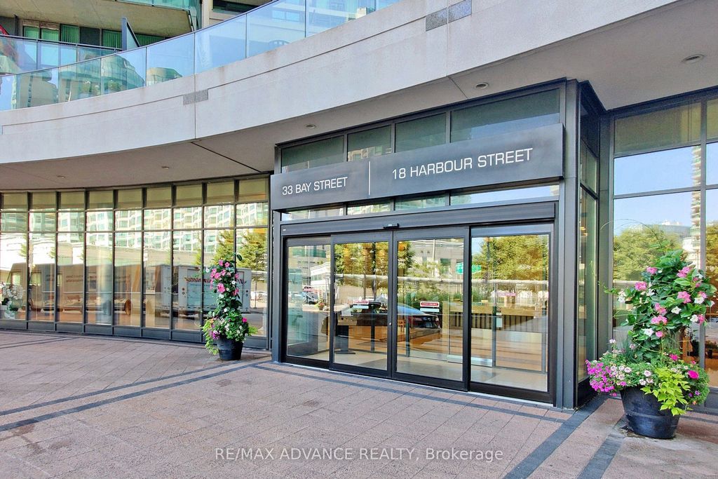 Photo of 33 Bay Street #4713, Toronto, ON M5J 2Z3 (MLS # C12264000)