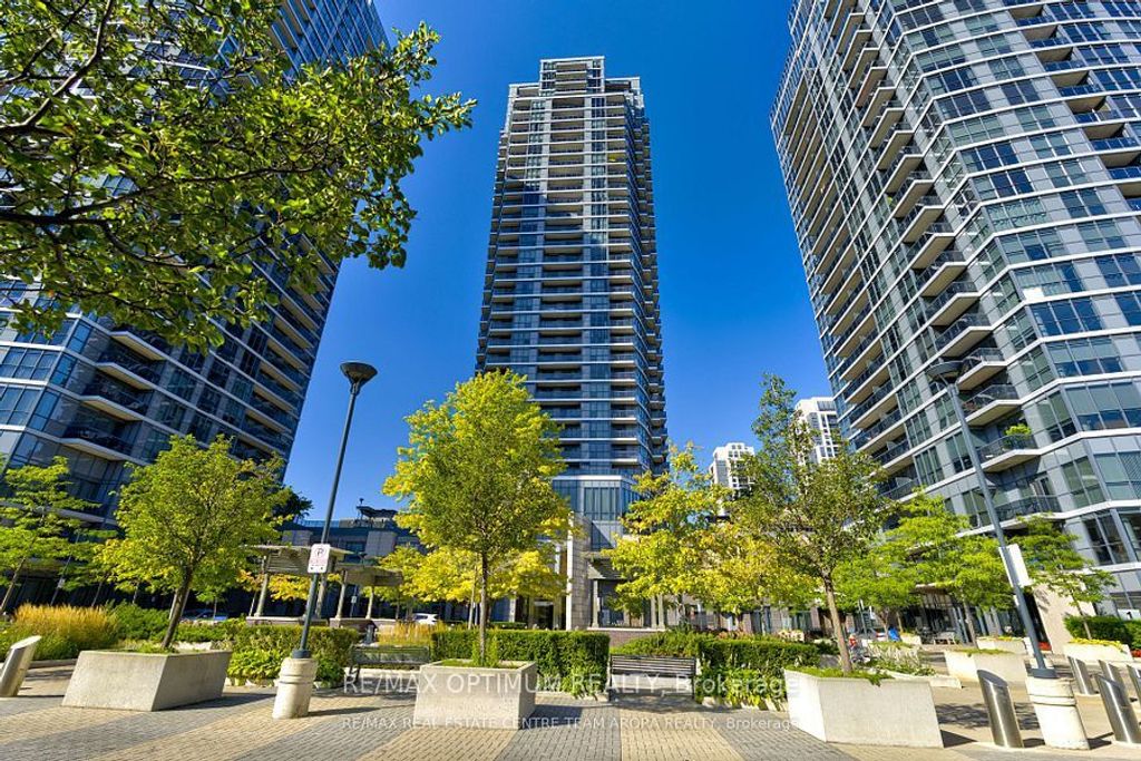 Photo of 5 Valhalla Inn Road #1204, Toronto, ON M9B 0B1 (MLS # W12796982)