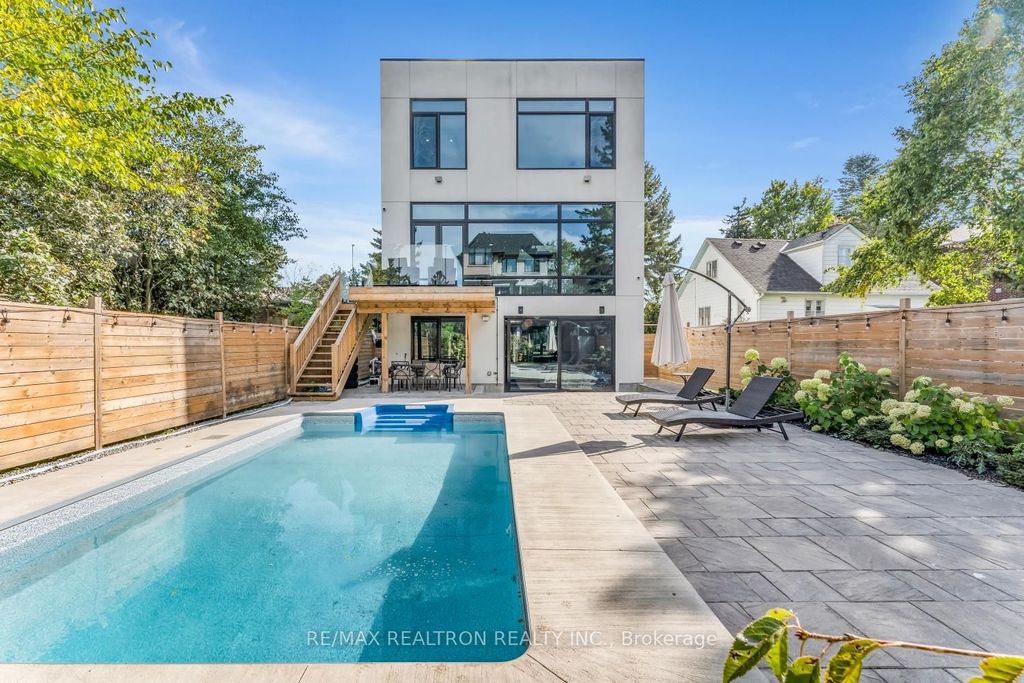 Photo of 156 Garden Avenue, Richmond Hill, ON L4C 6M2 (MLS # N12455680)