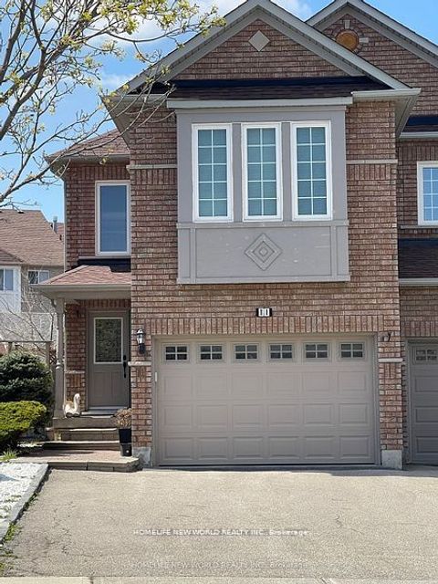 11 Peninsula Crescent Richmond Hill ON L4S 1T9