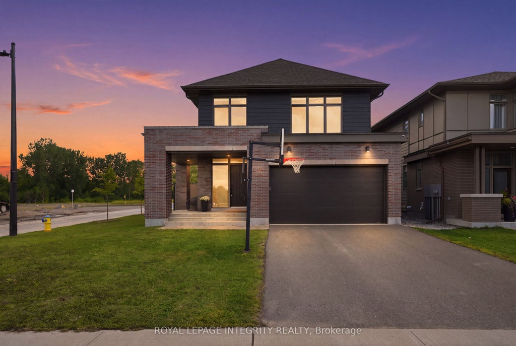 Photo of 300 Wigwas Street, Manor Park - Cardinal Glen and Area, ON K1K 4Z4 (MLS # X13734950)