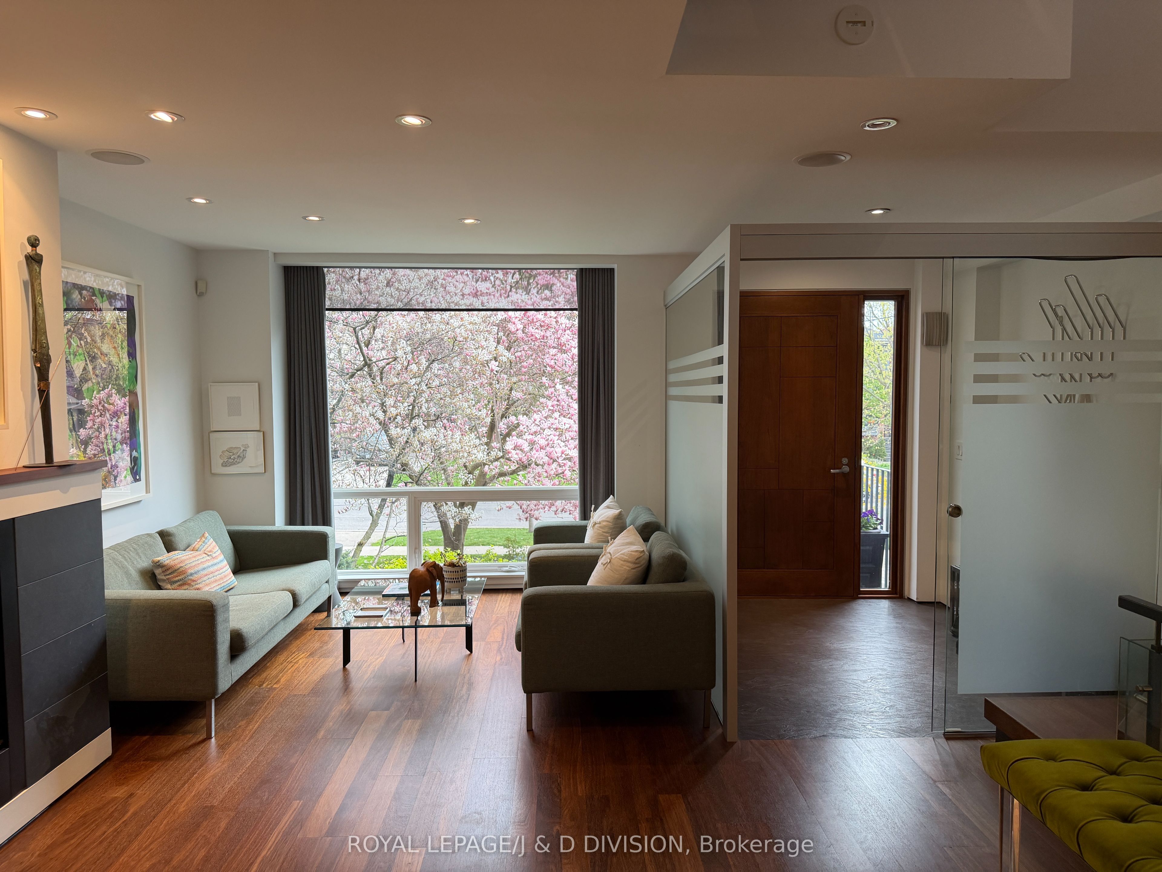 44 Standish Avenue