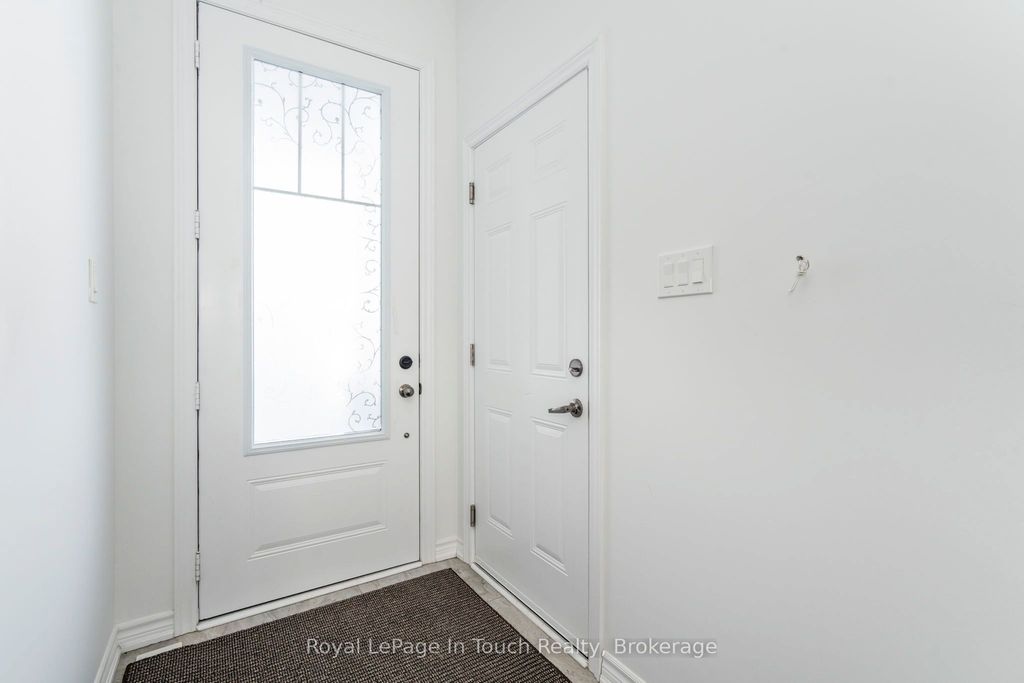 Photo of 635 Bayport Boulevard, Midland, ON L4R 5H6 (MLS # S12777914)