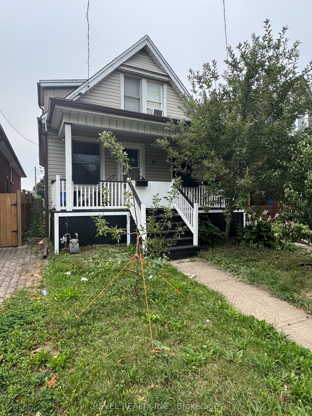 Photo of 82 Cambridge Avenue, Hamilton, ON L8H 1T6 (MLS # X12569976)