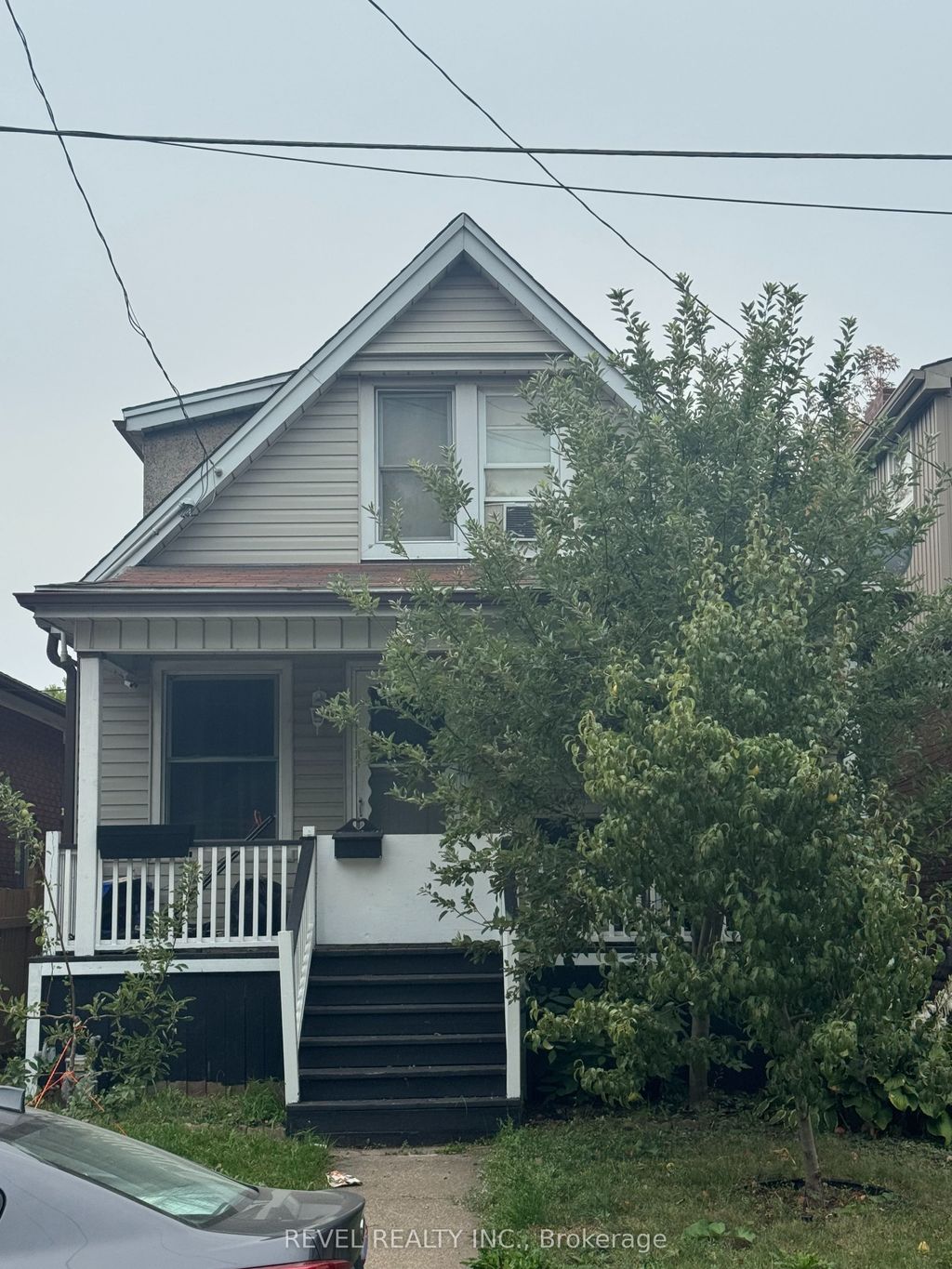 Photo of 82 Cambridge Avenue, Hamilton, ON L8H 1T6 (MLS # X12569976)